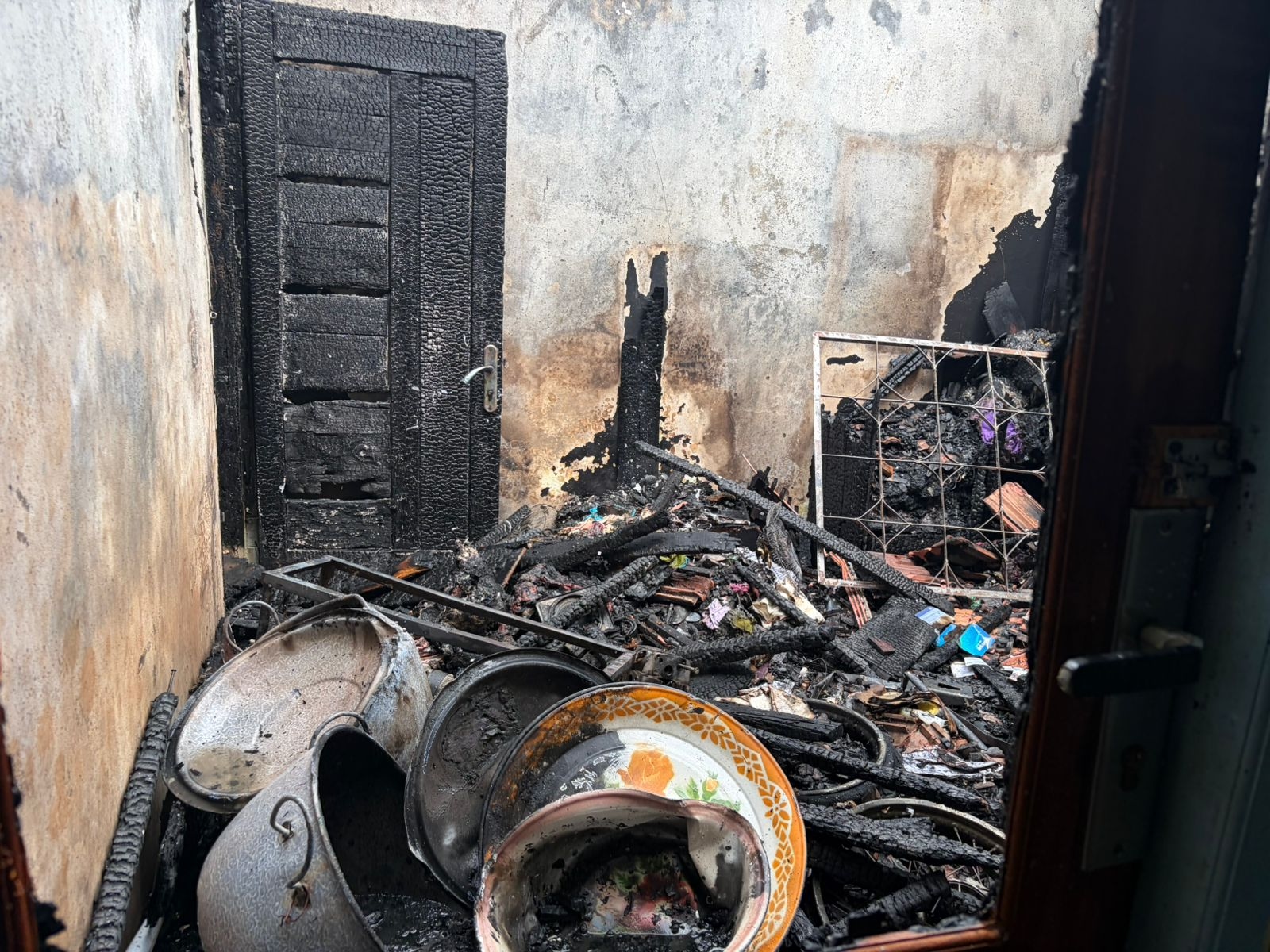 Lansia Sakit Selamat dari Kebakaran Hebat di 2 Ilir Palembang, Rumah Hangus Saat Hendak Salat Zuhur