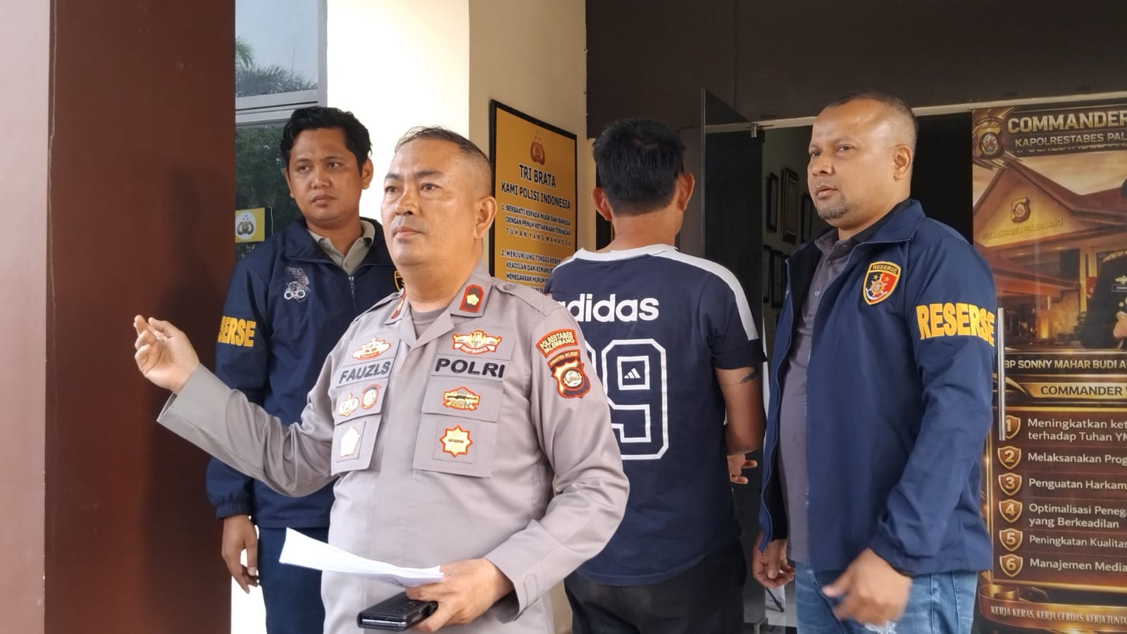 Residivis Jambret di Palembang Kembali Beraksi, Kabur Usai Rampas HP Malah Tabrak Mobil dan Ditangkap Warga