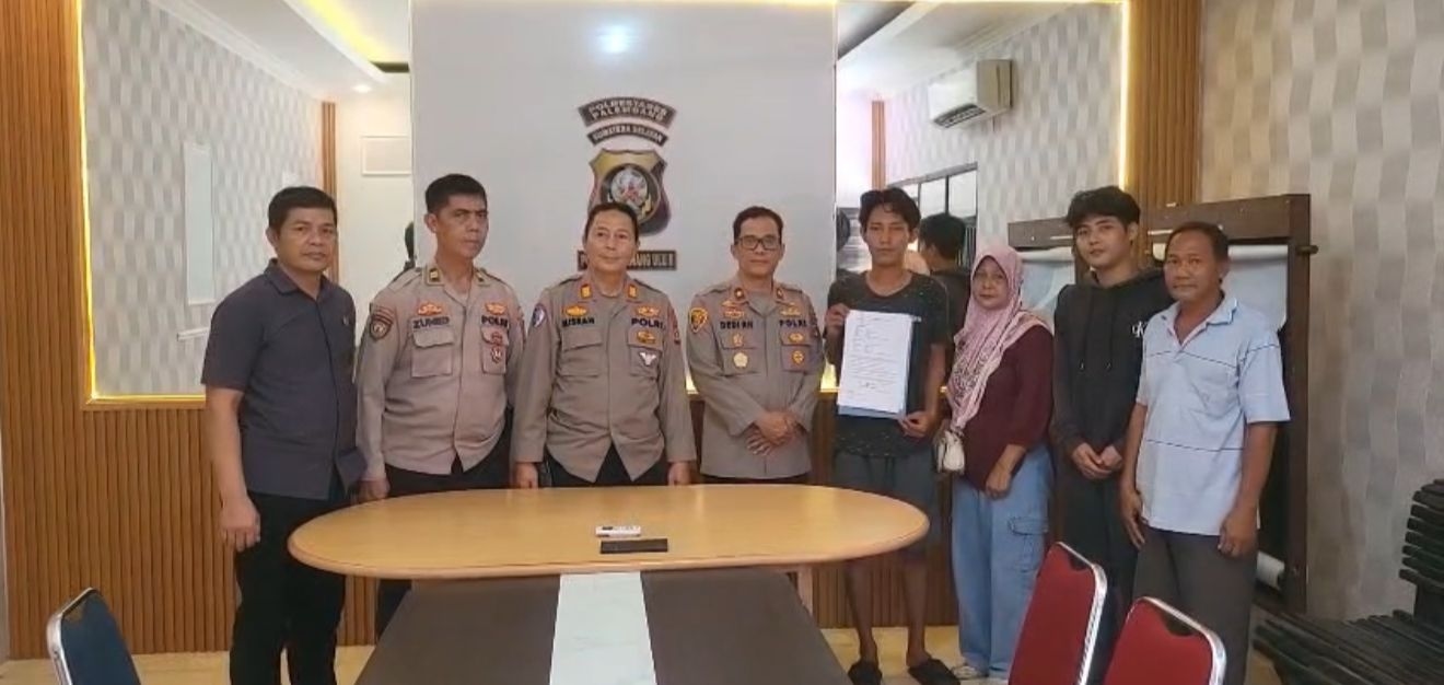 Ibu Dipukul Anak di Palembang Gara-gara Larangan Nongkrong, Berakhir Damai di Kantor Polisi