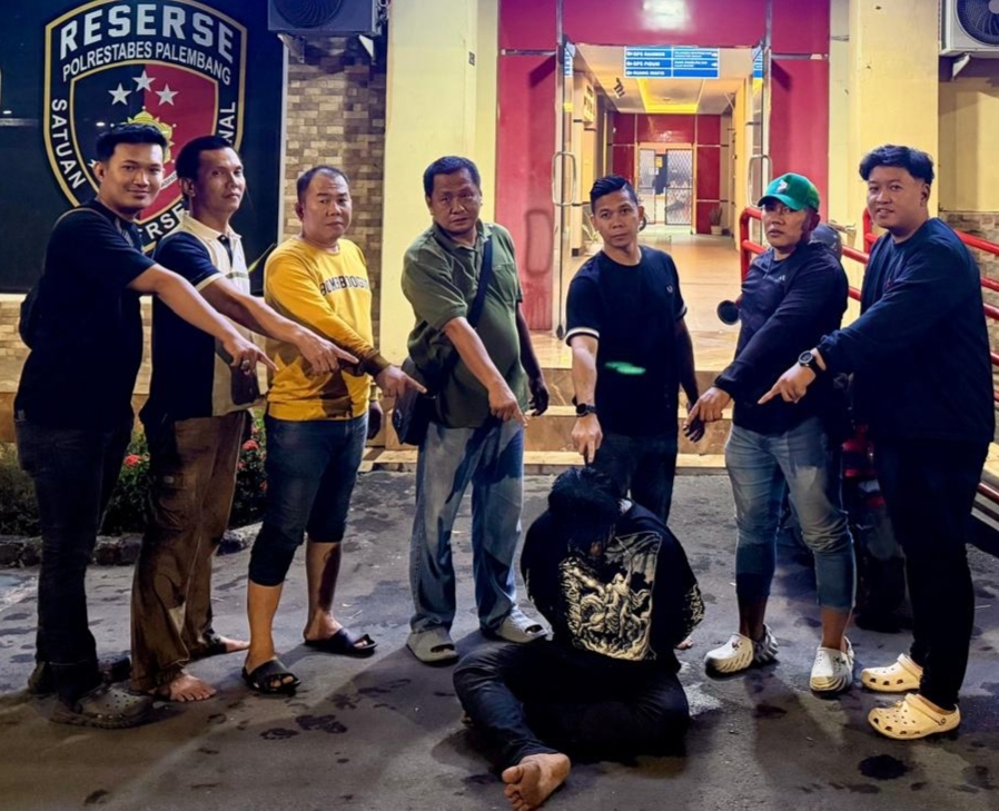 Nyebur ke Rawa Saat Hendak Ditangkap, Pelaku Curas di Palembang Akhirnya Diringkus Polisi