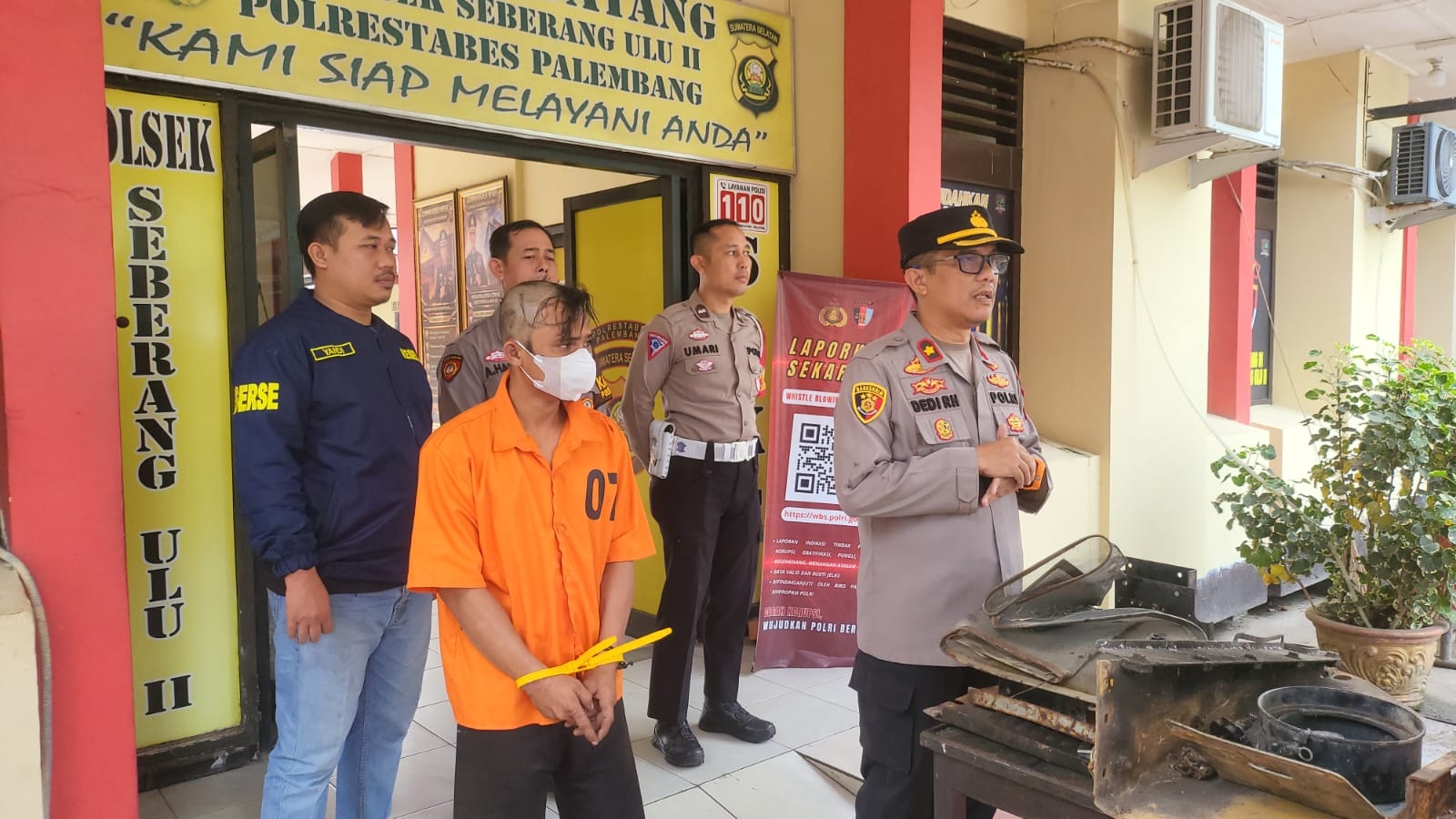 Kepergok Bongkar Sparepart Alat Berat di Asrama Yonzikon 12, Pria di Palembang Ditangkap
