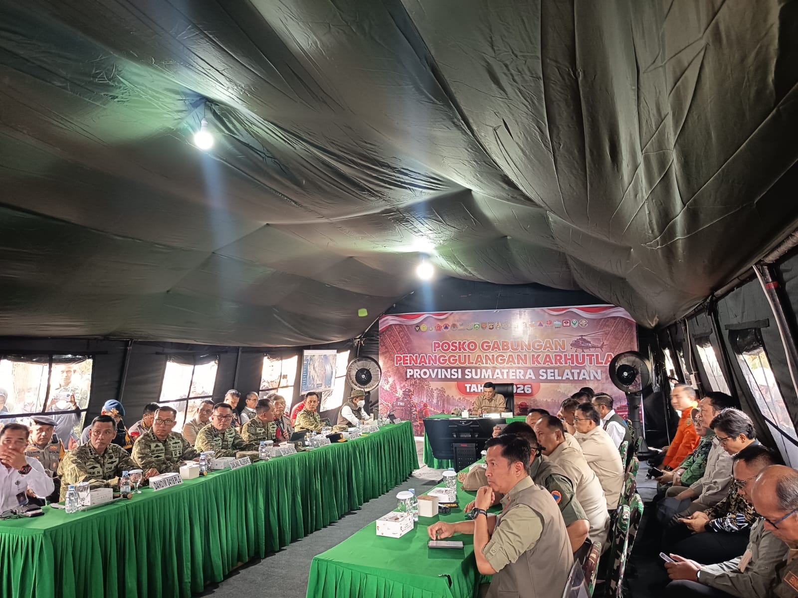Raja Juli Soroti 402 Hektare Lahan Belum Padam, Minta Strategi Lawan Karhutla Diubah