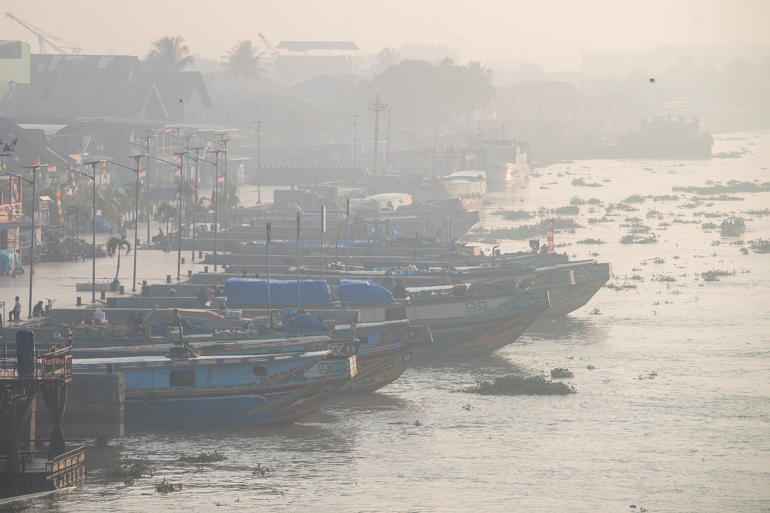 Palembang Diselimuti Udara Sangat Berbahaya, Ratu Dewa Minta PJJ Dipertimbangkan
