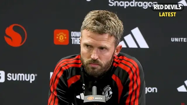 Gary Neville Bela Carrick, Pemain MU Disebut Tak Profesional
