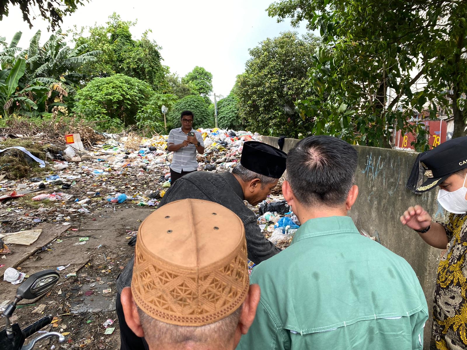 Palembang "Kebobolan" 300 Ton Sampah Setiap Hari, Sungai Musi Jadi Sasaran Buang
