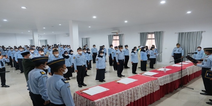 ASN Wajib Tahu! Kemenkeu Tidak Akan Cairkan Gaji Ke 13 untuk ASN yang Melakukan Hal Ini