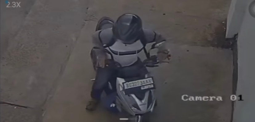 Siang Bolong di Jalan Panca Usaha, Aksi Curanmor Terekam Kamera CCTV
