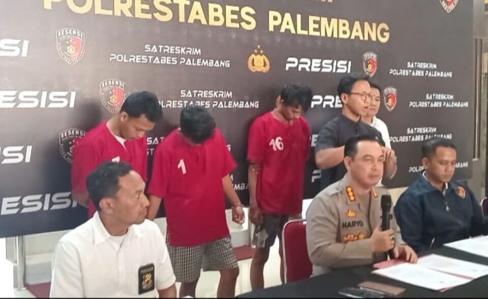 Terekam CCTV Saat Membegal Marbot Masjid, Dua Pemuda Palembang Ditangkap Polisi