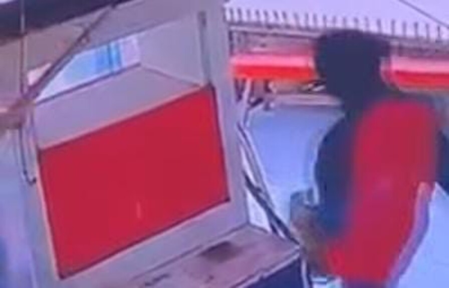 Aksi Pencurian Tabung Gas 3 Kg di Palembang Viral di Medsos, Pelaku Berpura-pura Beli Rokok