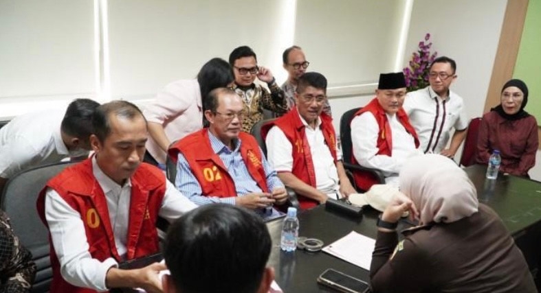 Sidang Perdana Kasus Korupsi Pasar Cinde Digelar, Dua Mantan Kepala Daerah Siap Hadapi Dakwaan