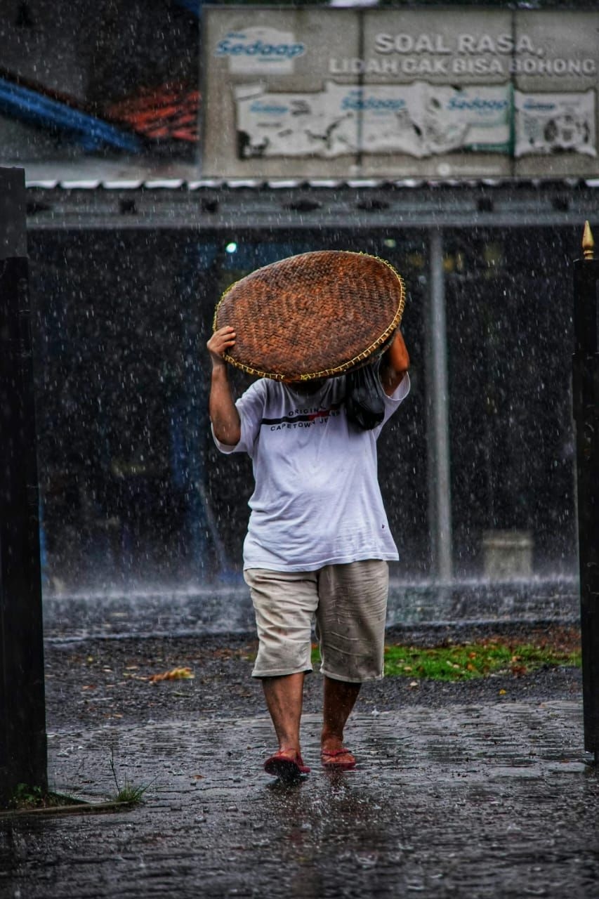 Hujan Masih Mengguyur Sumsel hingga Akhir Februari, Warga Diminta Waspada