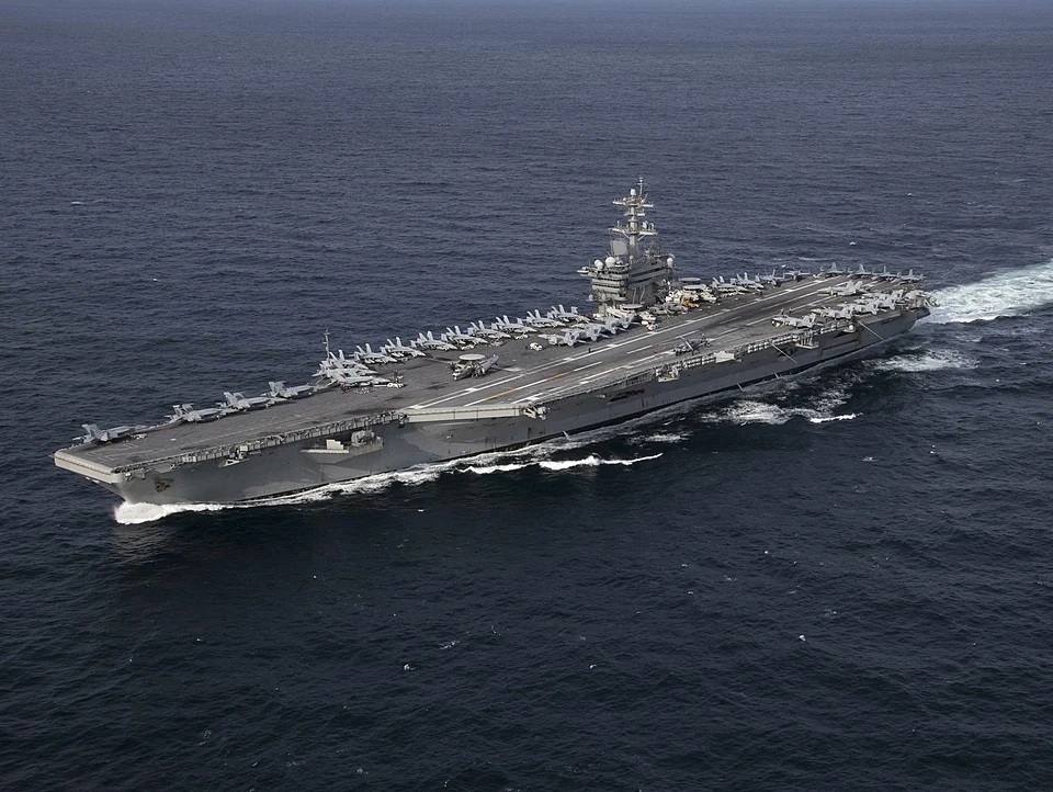 Kapal Perang Amerika USS Abraham Lincoln Hengkang dari Timur Tengah, Tanda AS Kalah?