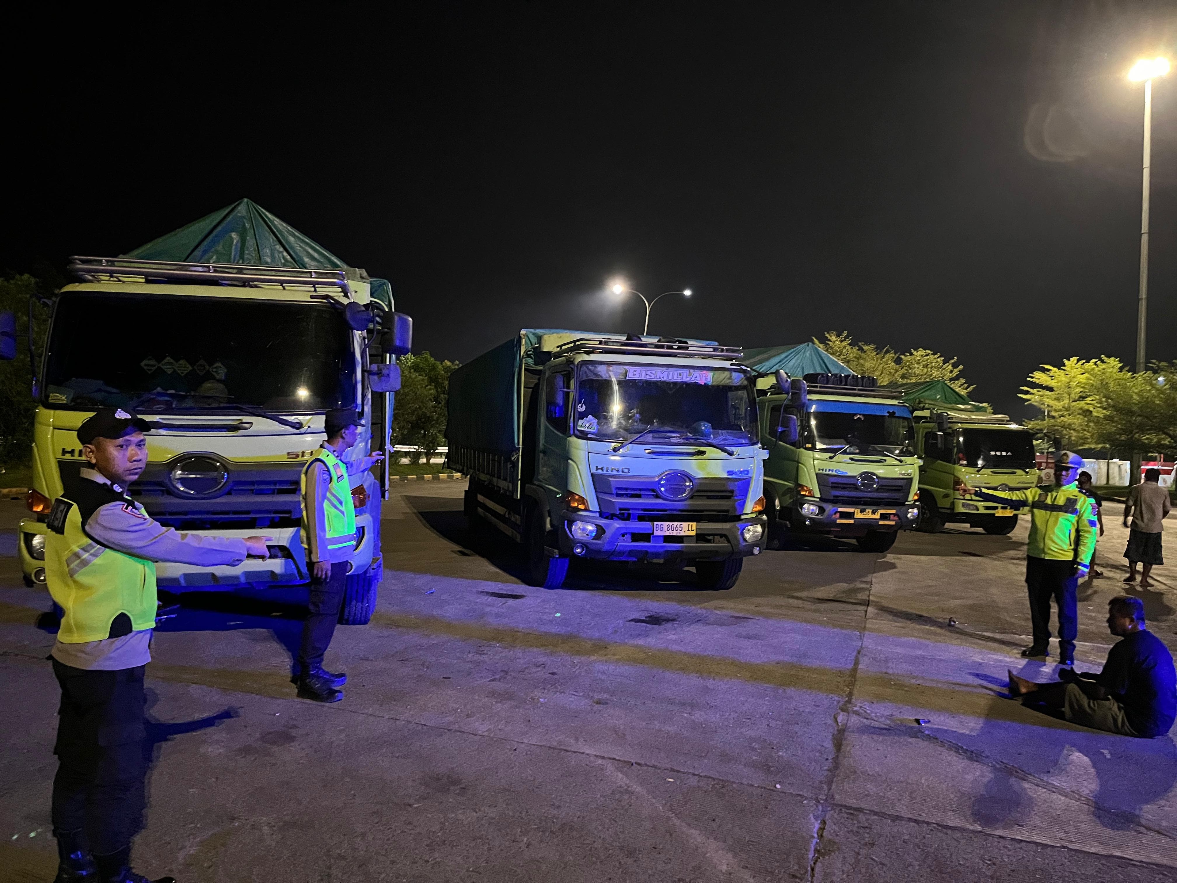 Polisi Tertibkan Truk ODOL di Palembang, 80 Kendaraan Berat Terjaring saat Arus Balik