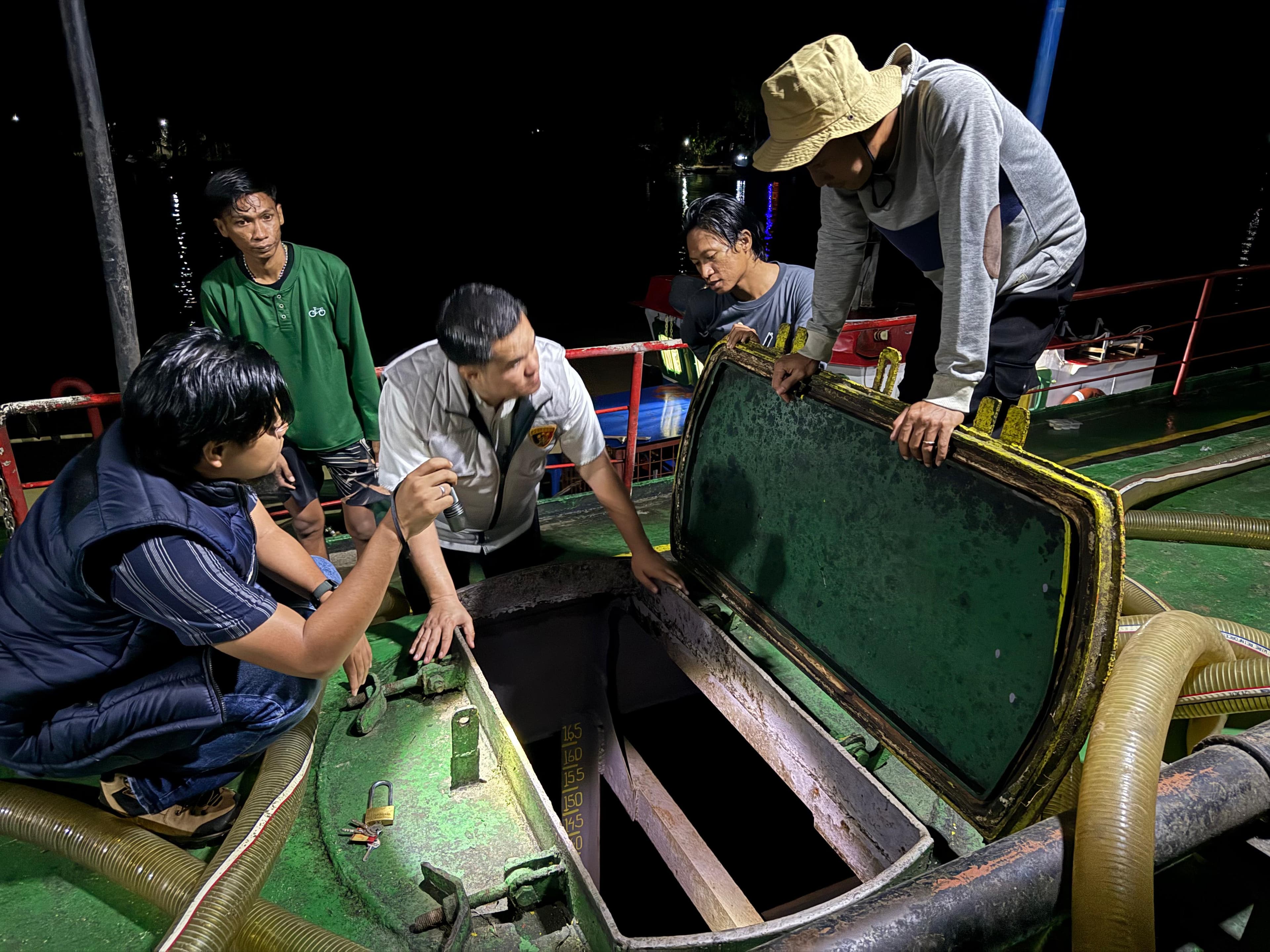 Skandal Solar Ilegal Terbongkar di Banyuasin, Polisi Sita 82 Ribu KL dari Dua Kapal