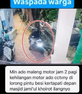 Terekam CCTV, Maling Motor Beraksi Kilat di Depan Masjid Kertapati