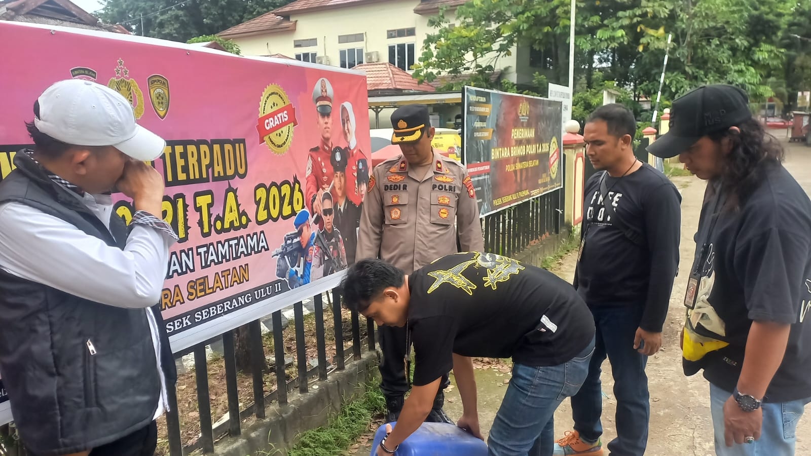 Polisi Razia Tuak di Sentosa Palembang, Lima Derigen Langsung Dimusnahkan