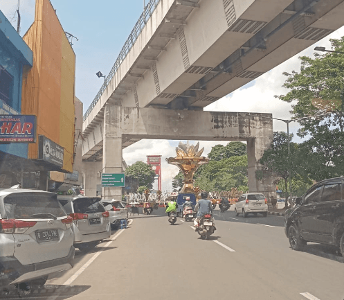 Juru Parkir di Jalan Sudirman Palembang Diduga Pungut Tarif Melebihi Aturan Perda