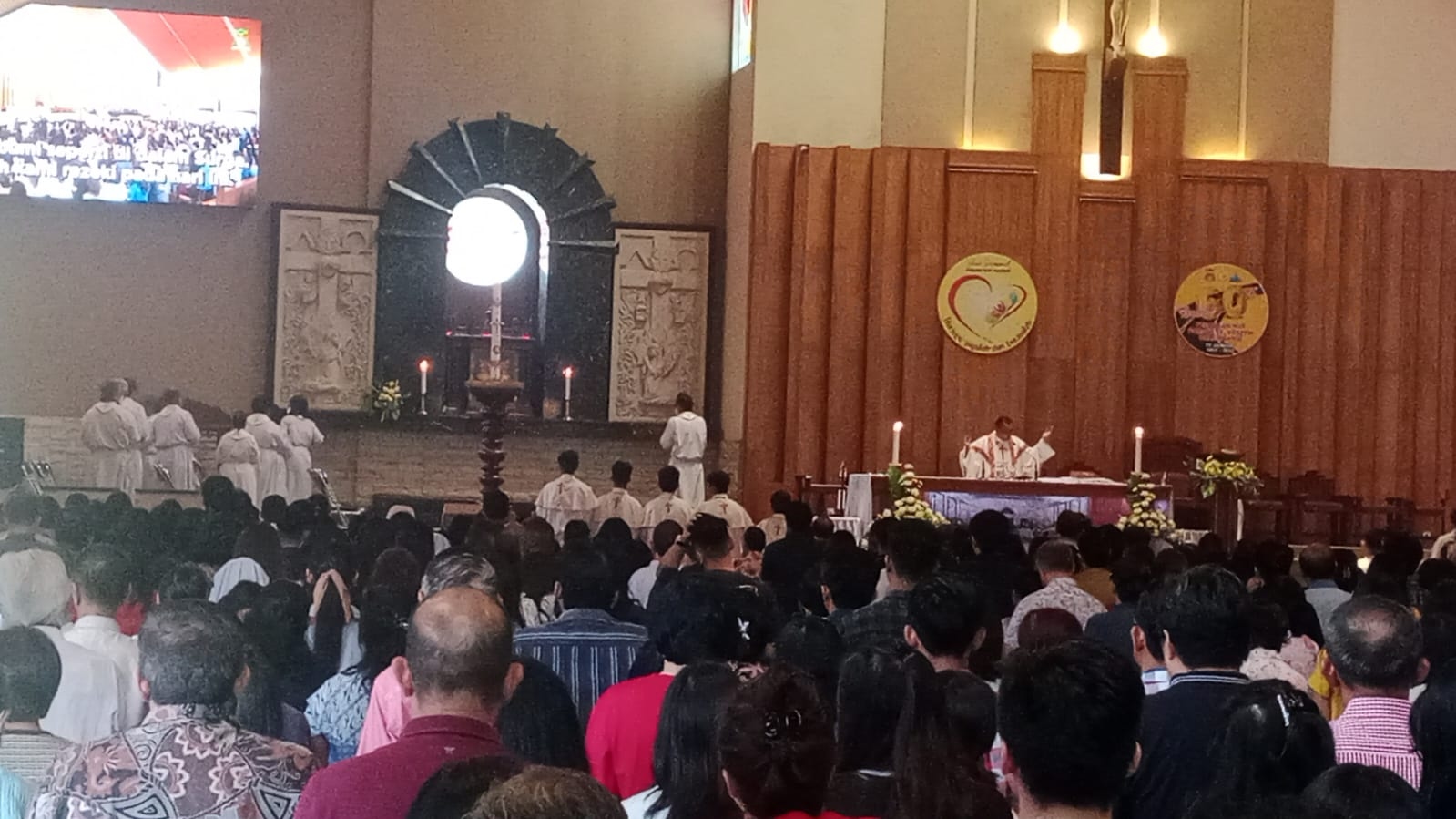 Ratusan Umat Padati Gereja St. Yoseph Palembang, Rayakan Kenaikan Isa Almasih dengan Khidmat