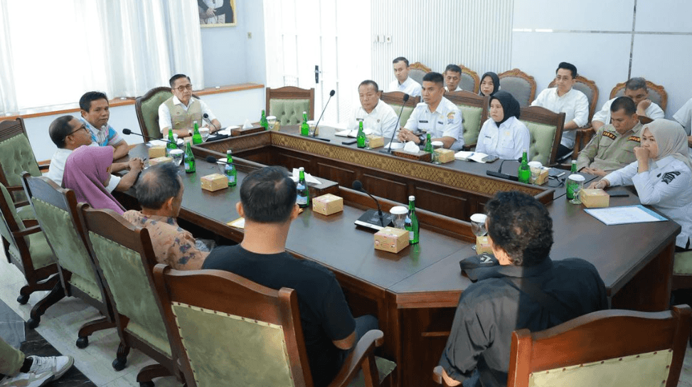 Ratu Dewa Pastikan 27 Pedagang Stadion Kamboja Tak Digusur, Jogging Track Tetap Dibangun