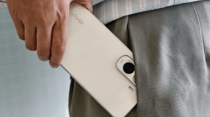 Vivo Y500 Resmi Meluncur di Indonesia, Usung Baterai 8.100 mAh Mulai Rp 5,4 Juta