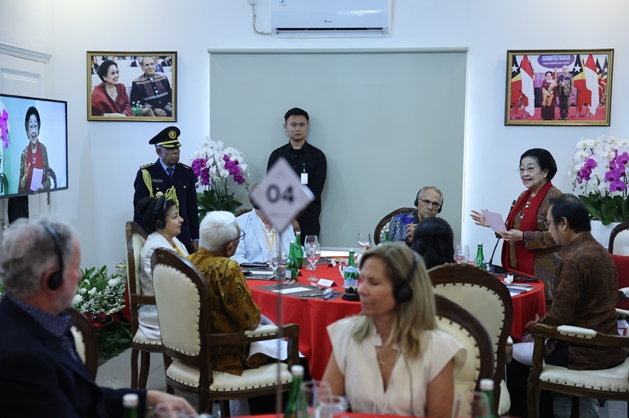 Megawati Soroti Global Warming, Bencana hingga Fenomena Salju di Papua