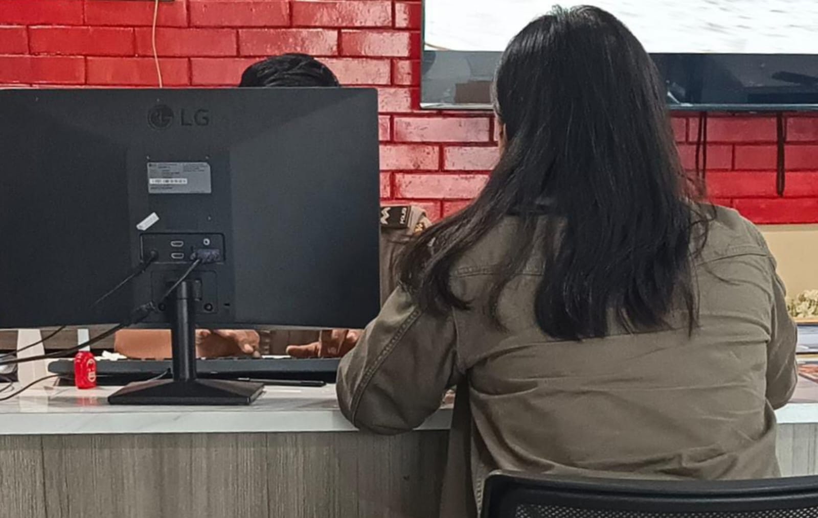 Dijanjikan Lulus Kerja di PT Yakult, Warga Prabumulih Tertipu Rp7,8 Juta hingga Berangkat ke Jakarta