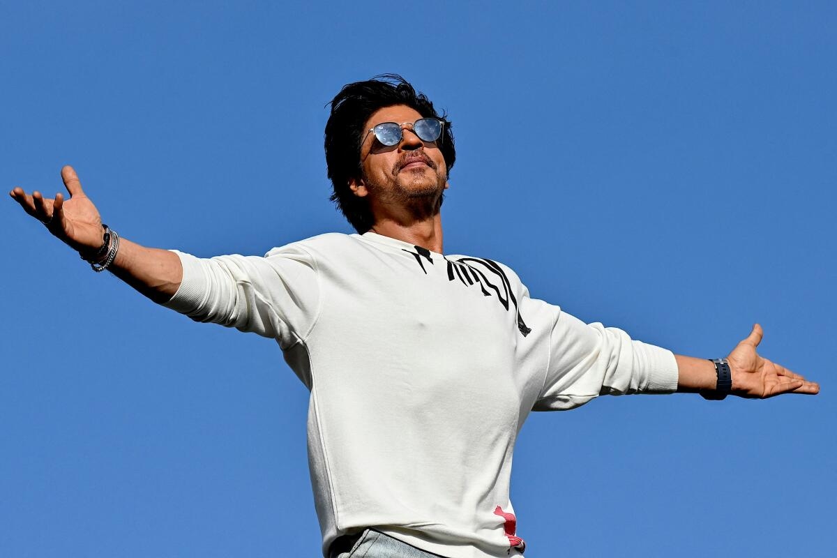 Shah Rukh Khan Jadi Aktor Bollywood Terkaya di India, Hartanya Capai Rp18,6 Triliun