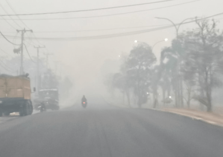 Pagi ini Kualitas Udara Palembang Berbahaya, Warga Keluhkan Sesak Napas dan Mata Perih
