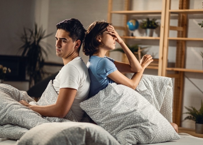 5 Cara Komunikasi Rumah Tangga yang Efektif agar Hubungan Suami Istri Tetap Harmonis