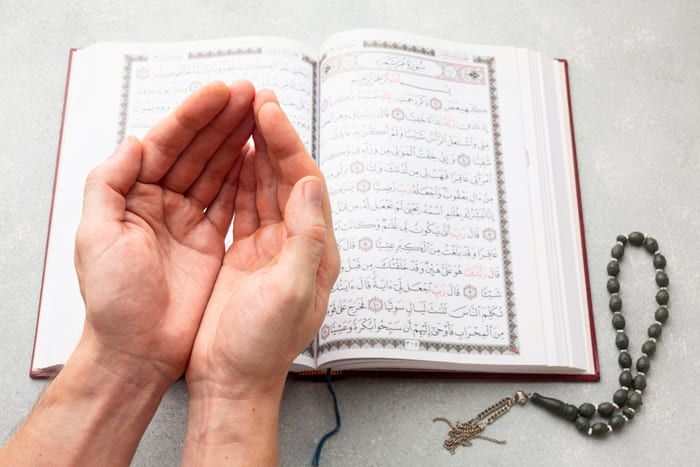 Jumat Berkah, 7 Kebiasaan Sederhana yang Bisa Dilakukan untuk Berbagi