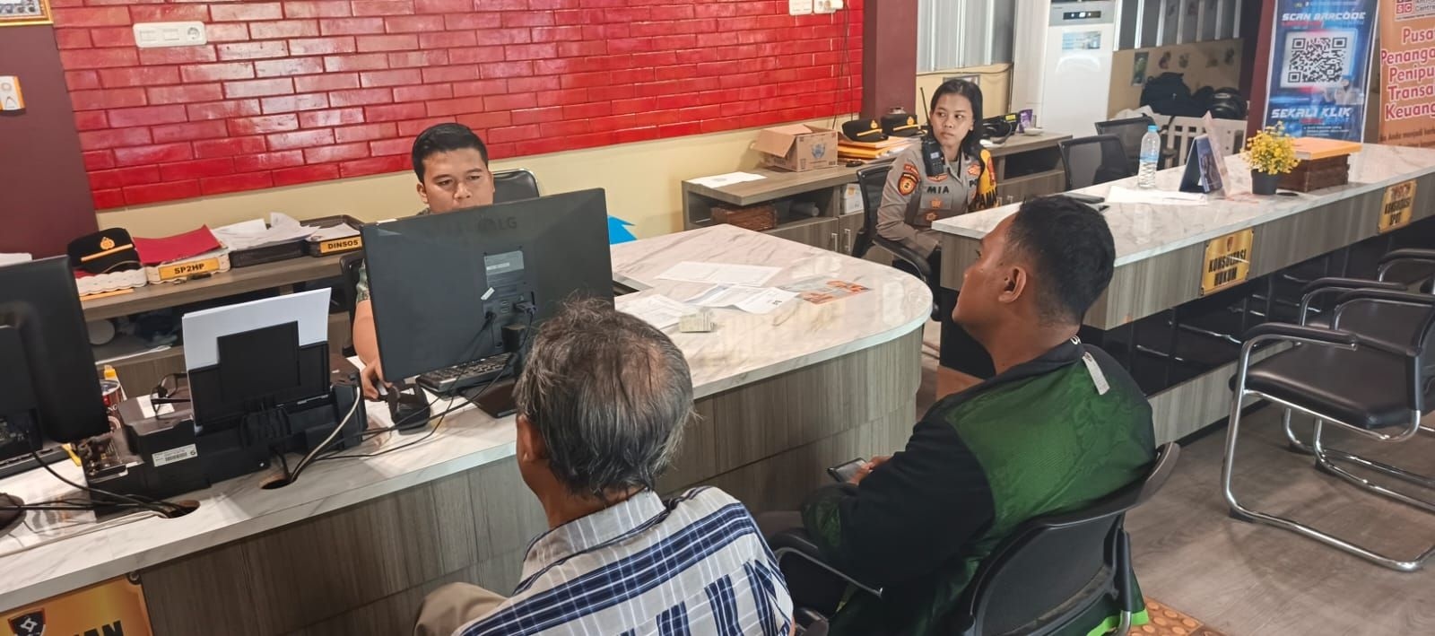 Ojol Palembang Jadi Korban Begal Saat Aplikasi Offline, Motor Dibawa Kabur di Bawah Ancaman Pisau