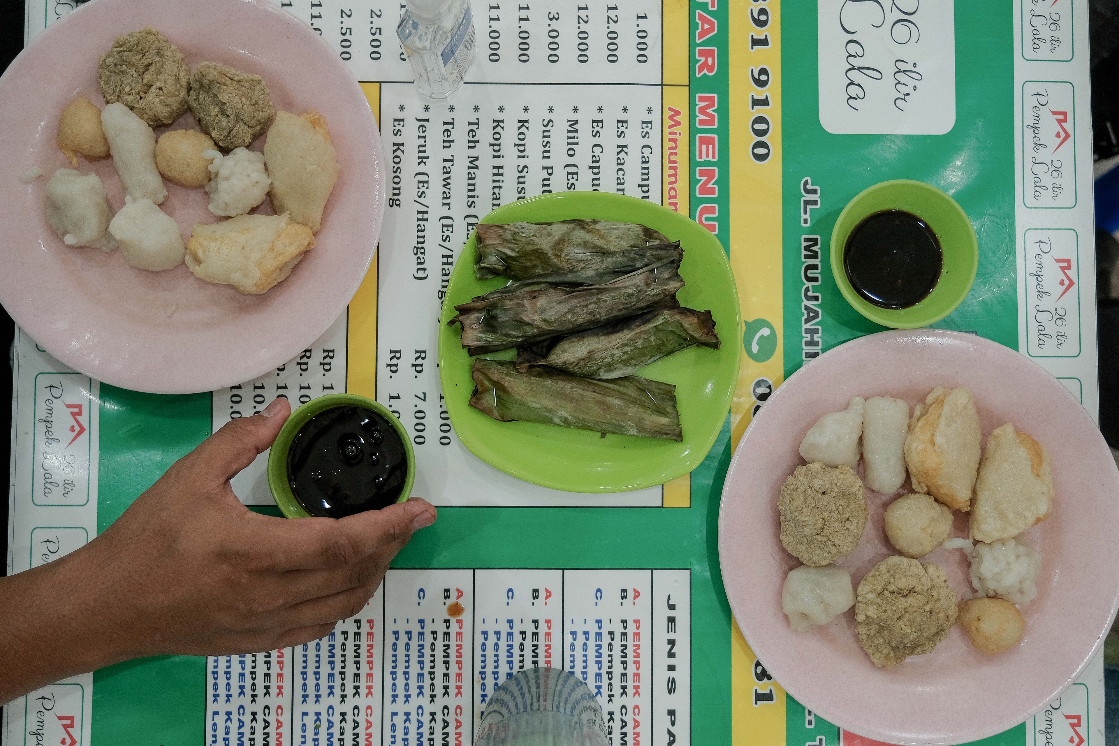 5 Pusat Kuliner yang Wajib Didatangi Pecinta Makanan, dari Pinggir Jalan Sampai dalam Mall