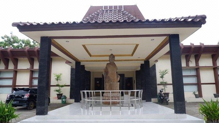 Rekomendasi Destinasi Wisata Sejarah, Tiket Masuk Taman Purbakala Kerajaan Sriwijaya Cukup Bayar Rp5 ribu