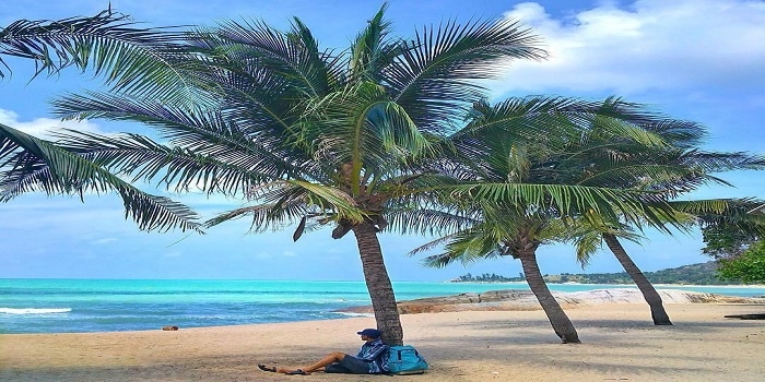 NO 1 HTM Hanya 5 Ribu, Berikut 9 Wisata Pantai di Bangka Belitung yang Spektakuler