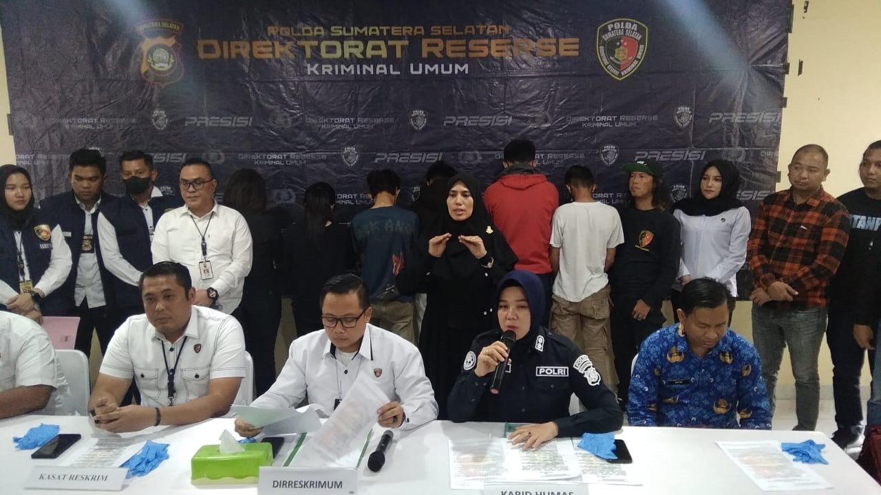 Polisi Ungkap Kasus Duel Dua Remaja Puteri Pakai Celurit , Ternyata Berawal Saling Ejek di Medsos
