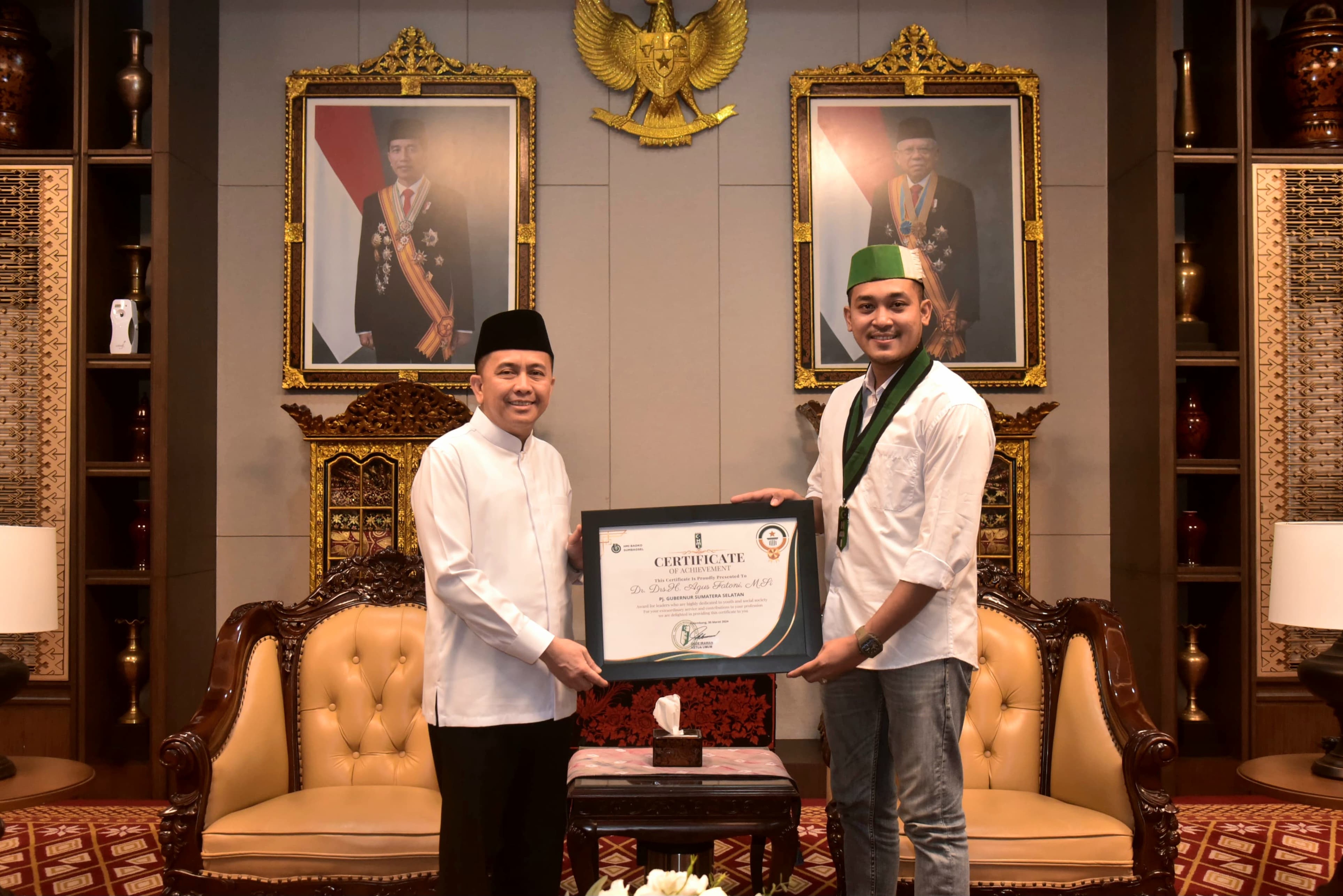 Pertama Kali di Sumbagsel, Pj Gubernur Sumsel Agus Fatoni Terima Penghargaan dari HMI Sumbagsel