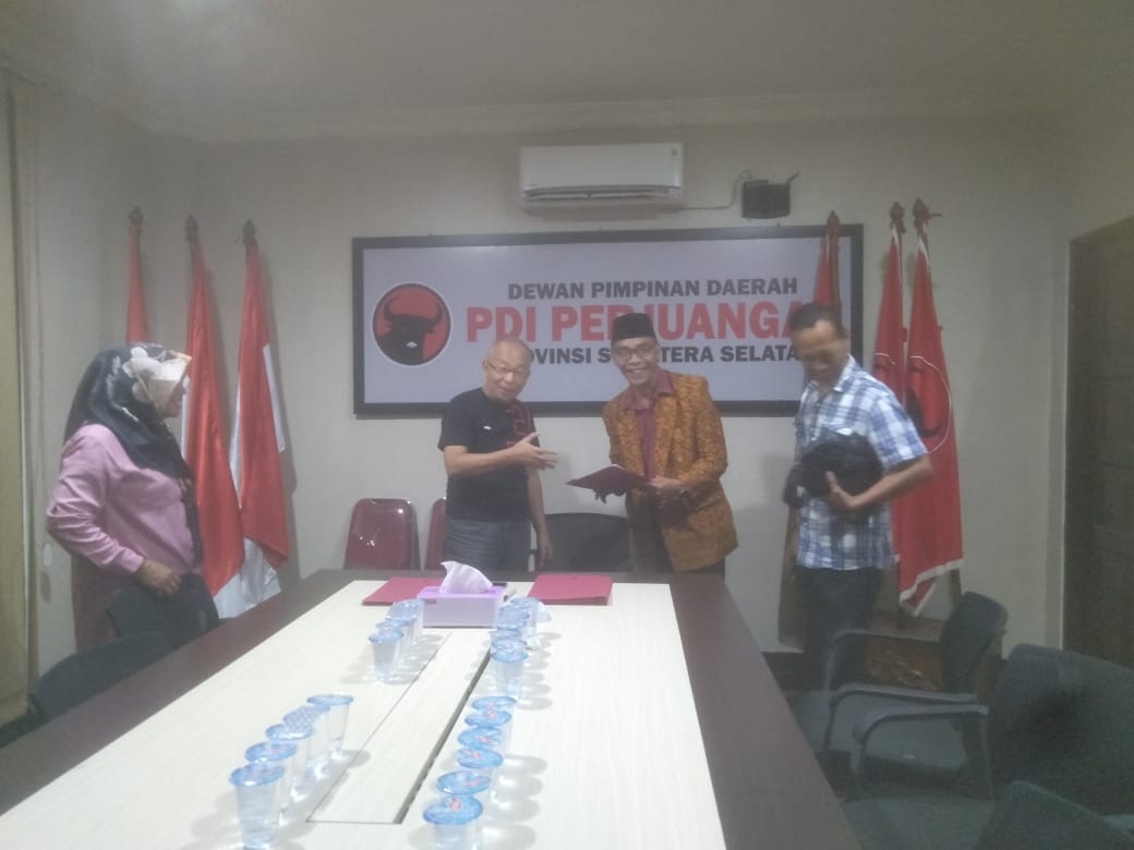 Pastikan Maju Pilgub Sumsel, Eddy Santana Putra Ambil Formulir Pendaftaran di PDIP