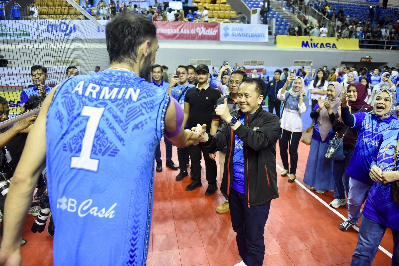 Pj Gubernur Agus Fatoni Apresiasi Kemenangan Tim Voli Putra BSB pada Laga Ketiga Putaran Pertama Proliga 2024 Seri Palembang