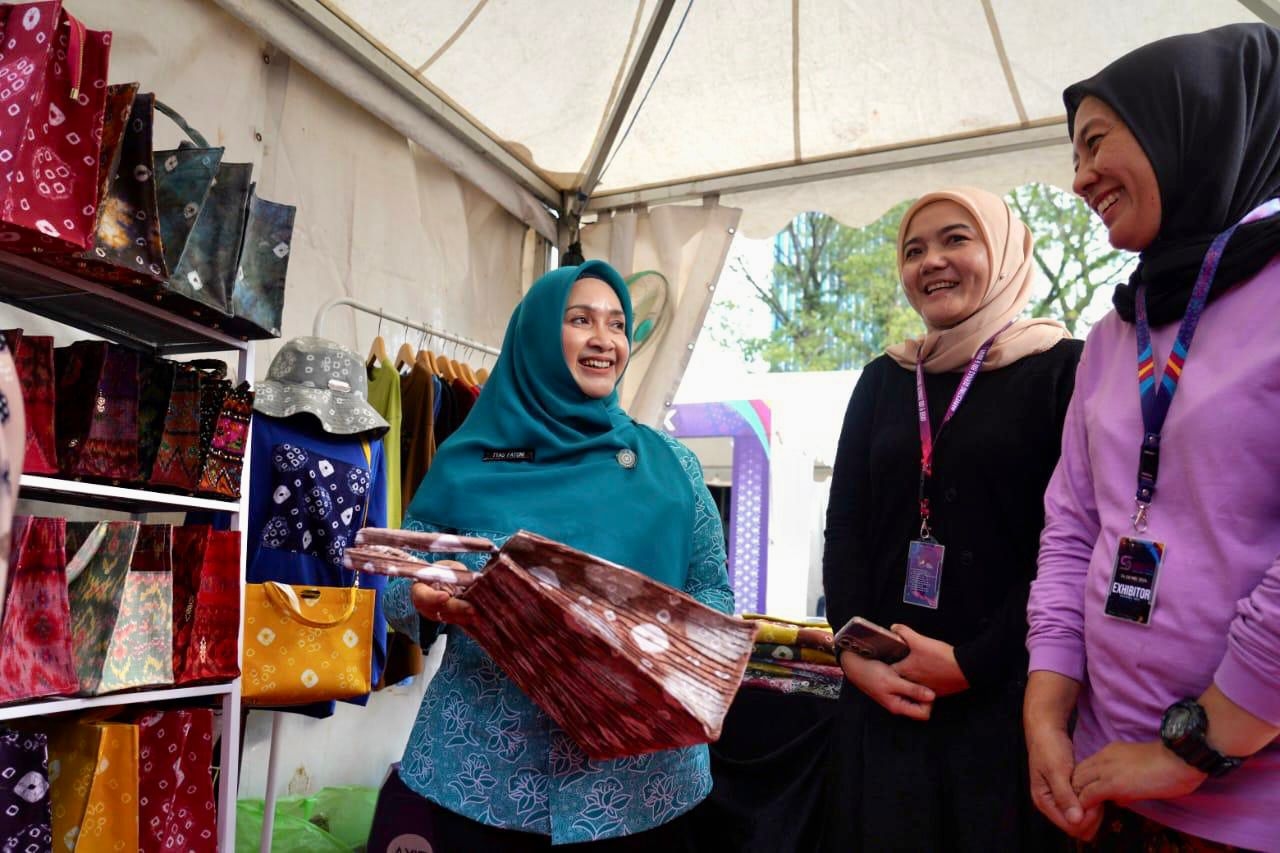 Pj Ketua TP PKK Sumsel Apresiasi Kreativitas Anak Muda di Sriwijaya Expo 2024