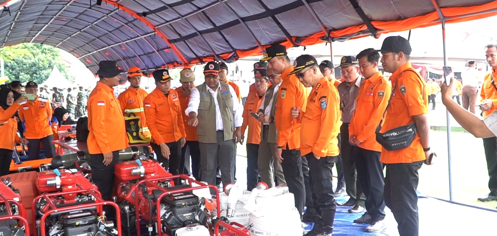 BPBD Sumsel Siapkan 4 Helikopter Waterbombing dan 1 Helikopter Patroli dalam Penanggulangan Karhutla