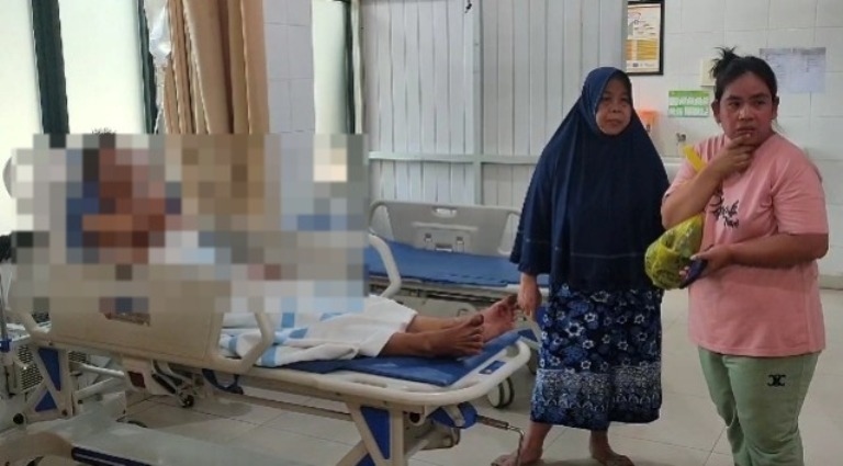 Diduga Dendam Lama Belum Kelar, Bos Toko Bangunan di Palembang Ditusuk Oleh Pembeli