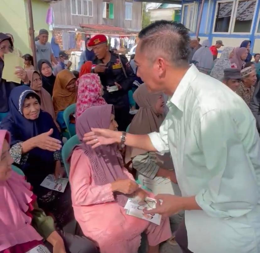 Ratu Dewa Datangi Dua Lokasi di Wilayah Kertapati dan Jamin Akan Melayani Masyarakat