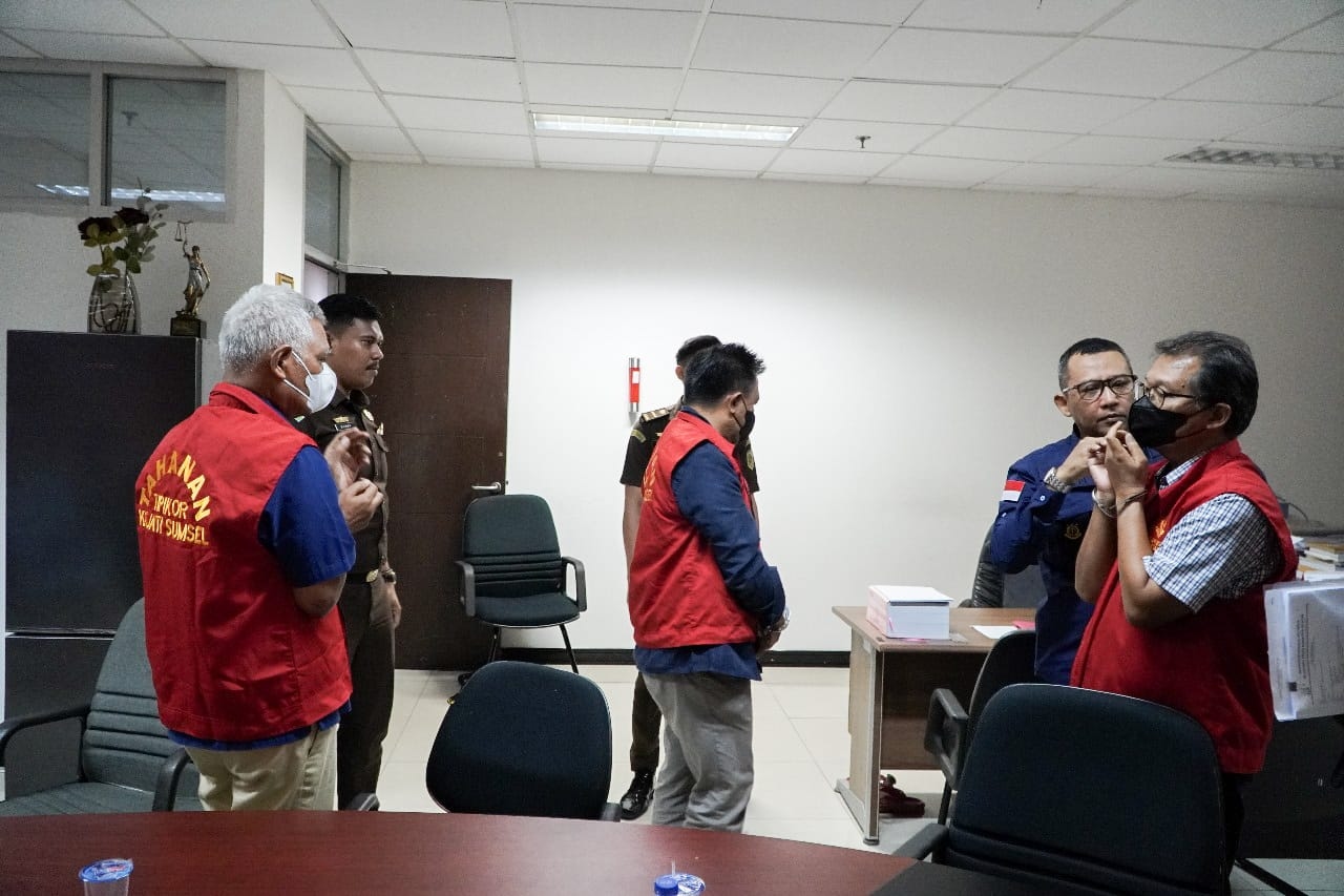 Tiga Pejabat Waskita Karya Ditetapkan Tersangka Korupsi LRT Palembang, Kerugian Negara Rp1,3 Triliun