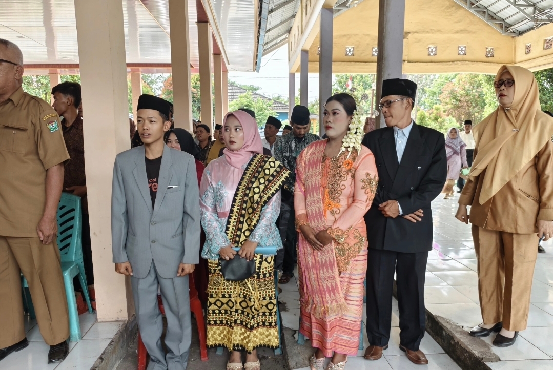Muara Enim Gelar Sidang Isbat Nikah, 37 Pasangan Resmi Terima Buku Nikah