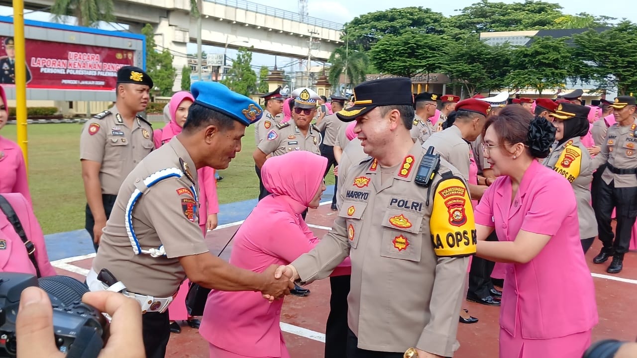 Kenaikan Pangkat di Polrestabes Palembang: 50 Perwira dan 148 Bintara Terima Penghargaan