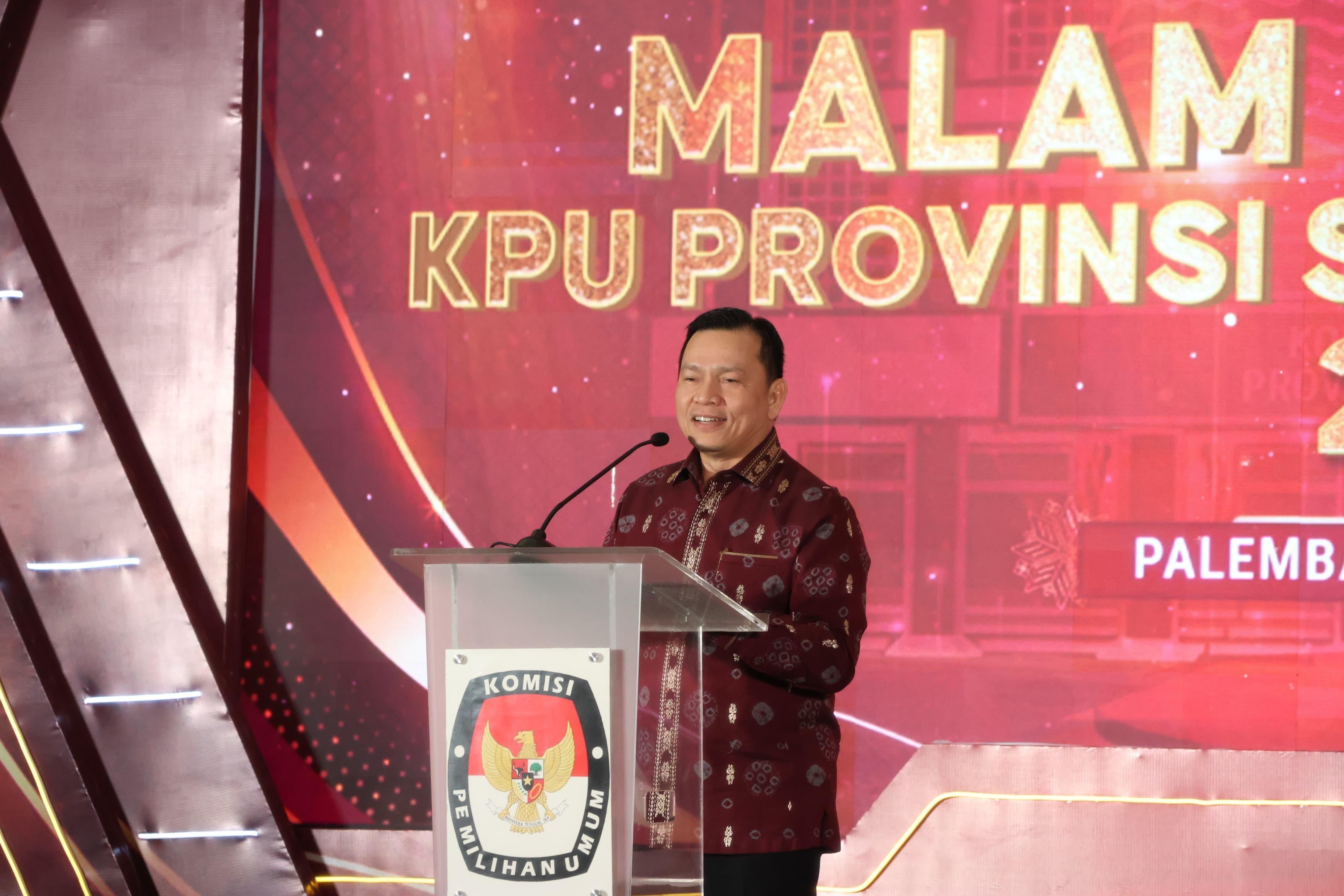 Pj Gubernur Sumsel Raih Penghargaan dari KPU Sumsel atas Suksesnya Pilkada 2024