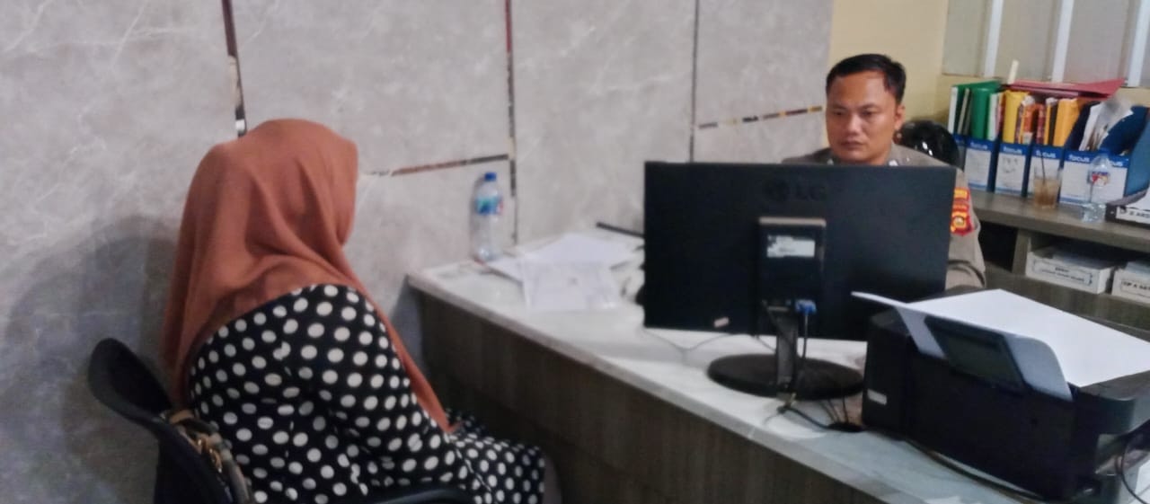 Seorang Wanita Kehilangan Sepeda Motor Saat Berbelanja di Pasar 16 Ilir Palembang