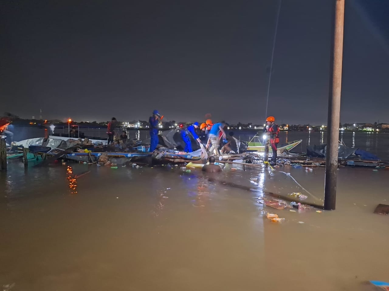 Ledakan Jukung Doa Ibu di Sungai Musi, Tujuh Orang Selamat dan Masih Dirawat di RS