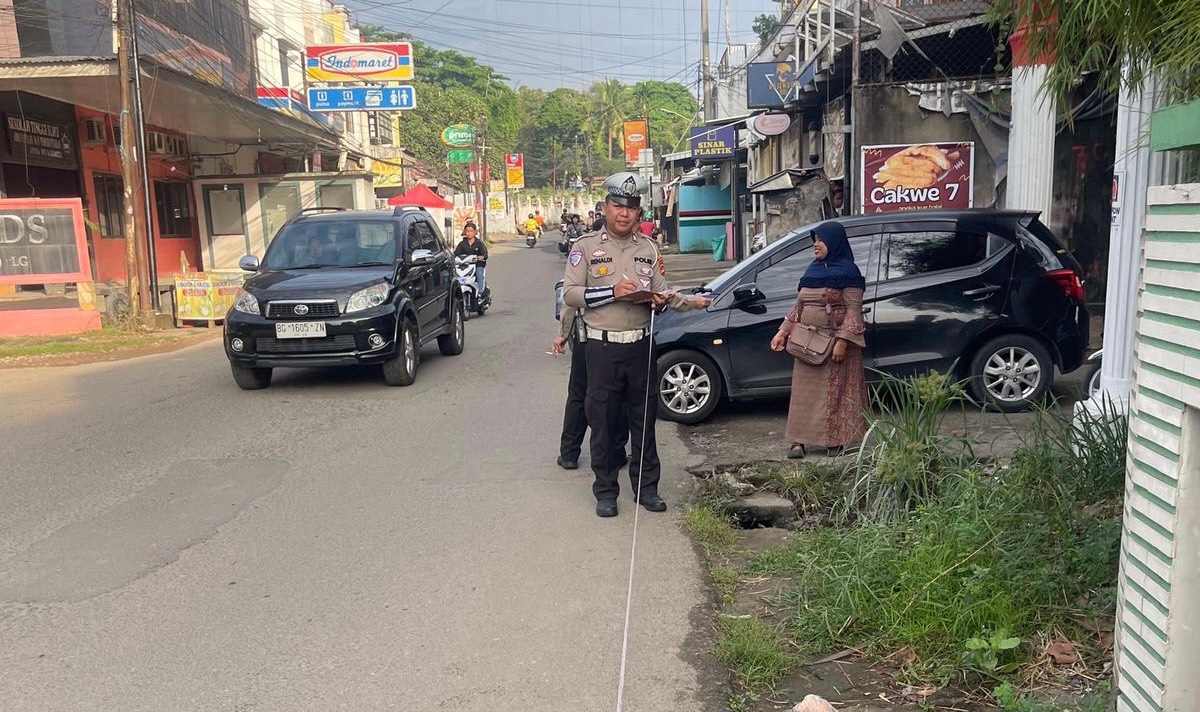Kakek 67 Tahun Tewas Usai Ditabrak Motor Saat Putar Balik di Jalan Puncak Sekuning Palembang