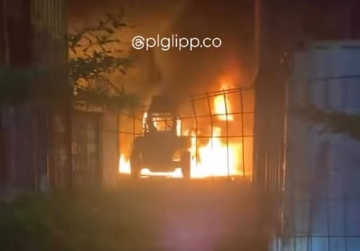 Alat Berat di Area Peti Kemas PT Pelindo II Boombaru Palembang Terbakar, Warga Sempat Dengar Ledakan